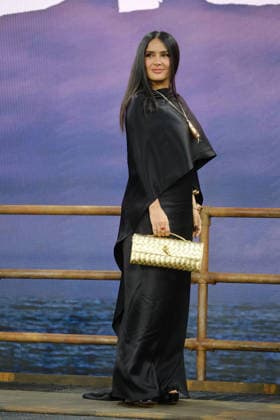 Digger World Film Premiere, London, UK Salma Hayek at Digger Royal Film Performance and World Premiere at Leicester Square Gardens, 22 September 2026., Credit:Julie Edwards Avalon United Kingdom, London  Copyright: xJuliexEdwardsx xAvalonx 1137276075