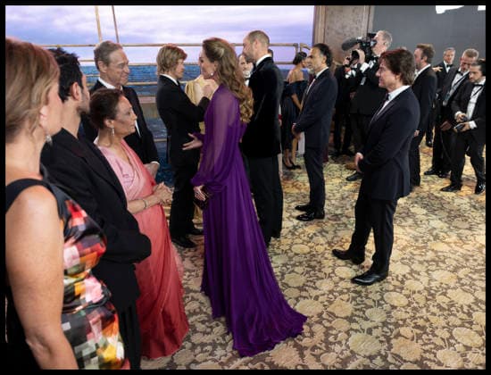 . 22 09 2026. London, United Kingdom. Prince William and Kate Middleton, the Prince and Princess of Wales, meeting the cast watched by Tom Cruise, at the premiere of Digger, with Prince William and Tom Cruise, at the Royal Film Performance in London.  xStephenxLockx xi-Imagesx IIM-27022-0067