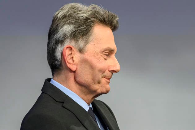 Pictured, from left: Rolf Mützenich, SPD, former parliamentary group leader, GER, Berlin, studio, guest on *Maischberger*, political talk show, TV, program, with host Sandra Maischberger, Das Erste, from Studio 20 in Adlershof, September 22, 2026, Copyright: HMBxMedia UwexKoch