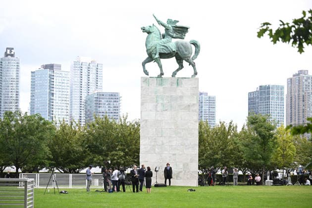 81st United Nations General Assembly NEW YORK, UNITED STATES - SEPTEMBER 22: A view of the Peace Monument at United Nations Headquarters as press members cover the 81st United Nations General Assembly, in New York, United States on September 22, 2026. Mehmet Ali Ozcan Anadolu New York United States. Editorial use only. Please get in touch for any other usage.  Copyright: x2026xAnadoluxMehmetxAlixOzcanx