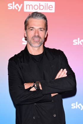 IPA88842827 - Milan, Evening Event to Launch the New Sky Mobile - Luca Argentero  Copyright: xAlbertoxTerenghix xComi Terenghix IPA88842827