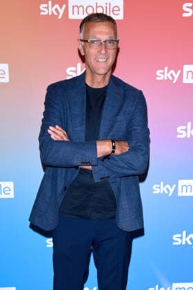 IPA88843021 - Milan, Evening Event to Launch the New Sky Mobile - Giuseppe Bergomi  Copyright: xAlbertoxTerenghix xComi Terenghix IPA88843021