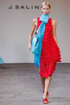 IPA88841834 - Milan, Milan Women™s Fashion Week Spring Summer 2027 - Women™s Fashion, Spring Summer 2027 - J. Salinas fashion show - runway - pictured: Model.  Copyright: xCinziaxCamelax xx IPA88841834