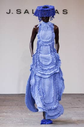 IPA88843092 - Milan, Milan Women™s Fashion Week Spring Summer 2027 - Women™s Fashion, Spring Summer 2027 - J. Salinas fashion show - runway - pictured: Model.  Copyright: xCinziaxCamelax xx IPA88843092