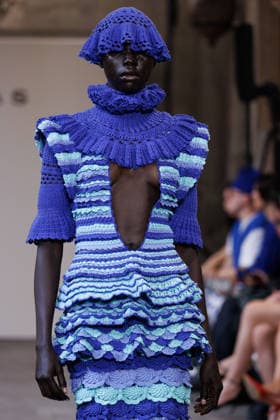 IPA88843120 - Milan, Milan Women™s Fashion Week Spring Summer 2027 - Women™s Fashion, Spring Summer 2027 - J. Salinas fashion show - runway - pictured: Model.  Copyright: xCinziaxCamelax xx IPA88843120