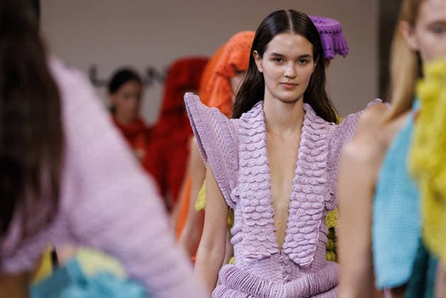 IPA88843132 - Milan, Milan Women™s Fashion Week Spring Summer 2027 - Women™s Fashion, Spring Summer 2027 - J. Salinas fashion show - runway - pictured: Models, finale of the fashion show.  Copyright: xCinziaxCamelax xx IPA88843132