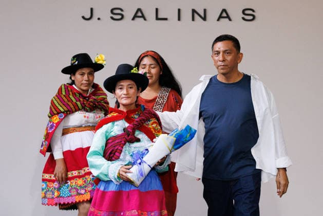 IPA88843155 - Milan, Milan Women™s Fashion Week Spring Summer 2027 - Women™s Fashion, Spring Summer 2027 - J. Salinas fashion show - runway - pictured: J. Salinas with guests.  Copyright: xCinziaxCamelax xx IPA88843155