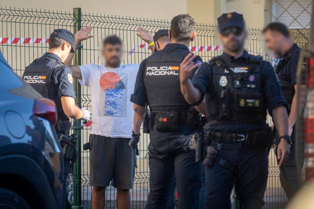 The Government Reinforces the Border in Ceuta Amid Calls for a New Mass Influx A police checkpoint, on September 22, 2026, in Ceuta, Spain. As of Tuesday, the government has reinforced security measures at Ceuta’s border with Morocco in response to the possibility of attempts at irregular entry coinciding with a call circulating on social media for tomorrow, Wednesday, September 23, 2026 SEPTEMBER 22, 2026 MIGRANTS IMMIGRANTS BORDER INVASION MIGRATION CRISIS HUMANITARIAN CRISIS MILITARY SOLDIERS PIXELATED Ceuta Ceuta, Spain Copyright: xMarcosxMorenox 7792893