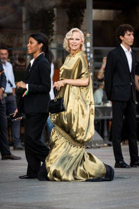 Celebrity Sightings at Vogue world show during the Milan Fashion Week - Womenswear Spring Summer 2027 in Milan, Italy, on 22 September 2026 Pamela Anderson arrives at Vogue world show during the Milan Fashion Week - Womenswear Spring Summer 2027 in Milan, Italy, on 22 September 2026., Credit:Stefano Costantino TTL Stefano Costantino Avalon Italy, Milan  Copyright: xStefanoxCostantinoxTTLx xStefanoxCostantinox xAvalonx 1137332491
