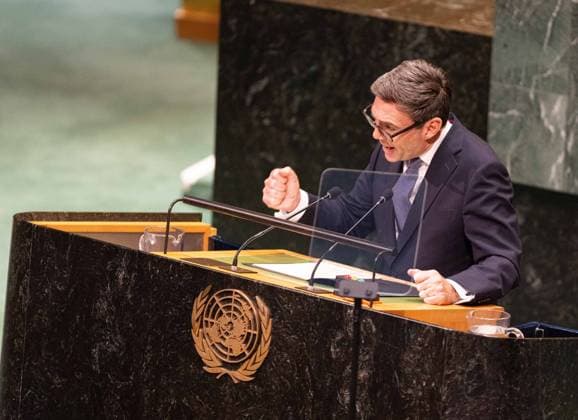 September 22, 2026, New York City, USA: British Prime Minister Andy Burnham addresses the General Debate of the 81st session of the United Nations General Assembly at the UN Headquarters in New York City. New York City USA - ZUMAl194 20260922_zip_l194_052 Copyright: xMarekxLadzinskix