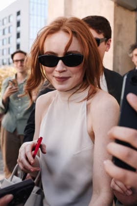 IPA88849563 - Milan, Arrivals at the Prada fashion show during Milan Fashion Week Women s Collection Spring Summer 2027 - Women s Fashion, Spring Summer 2027. Pictured: Sadie Sink  Copyright: xAlessandroxBremecx xx IPA88849563