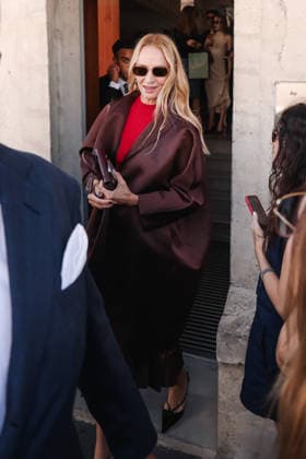 IPA88849592 - Milan, Arrivals at the Prada fashion show during Milan Fashion Week: Women s Spring Summer 2027 Collection - Women s Fashion, Spring Summer 2027. Pictured: Uma Thurman  Copyright: xAlessandroxBremecx xx IPA88849592