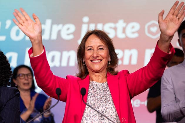 Segolene Royal Campaign meeting for the PS Primary - Alfortville Candidate in the Socialist (PS) and centre-left Place Publique (PP) parties primary ahead of France s 2027 presidential election Segolene Royal delivers a speech on stage during her campaign meeting in Alfortville, suburbs of Paris on September 22, 2026. Photo by Raphael Lafargue ABACAPRESS.COM Alfortville France  Copyright: xLafarguexRaphael ABACAx
