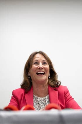 Segolene Royal Campaign meeting for the PS Primary - Alfortville Candidate in the Socialist (PS) and centre-left Place Publique (PP) parties primary ahead of France s 2027 presidential election Segolene Royal speaks to the press during her campaign meeting in Alfortville, suburbs of Paris on September 22, 2026. Photo by Raphael Lafargue ABACAPRESS.COM Alfortville France  Copyright: xLafarguexRaphael ABACAx