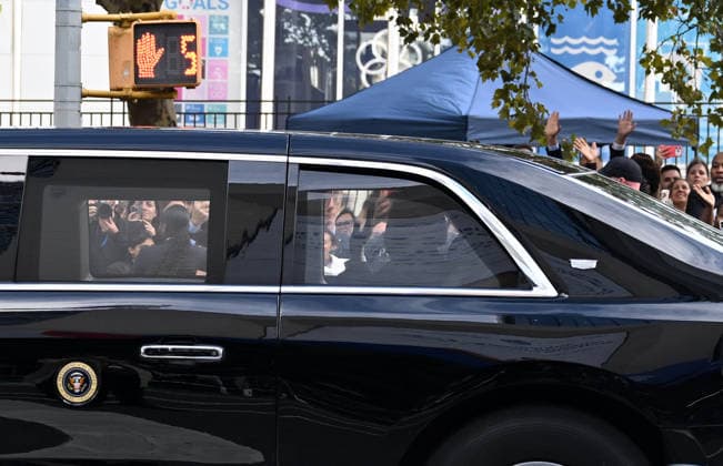 U.S. President Trump leaves United Nations Headquarters NEW YORK, USA - SEPTEMBER 22: U.S. President Donald Trump is seen inside his vehicle as his motorcade leaves United Nations Headquarters following the 81st session of the United Nations General Assembly (UNGA) in New York, USA, on September 22, 2026. Mehmet Ali Ozcan Anadolu New York United States. Editorial use only. Please get in touch for any other usage.  Copyright: x2026xAnadoluxMehmetxAlixOzcanx