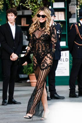 MFW Spring Summer 2027 Celebrities Arrival Vogue World MP MILAN, ITALY - SEPTEMBER 22: Heidi Klum arrives to Vogue World 2026 during Milan Fashion Week WOMEN S COLLECTION SPRING SUMMER 2027 on September 22, 2026 in Milan, Italy. Photo by Marco Piovanotto Abacapress.com Milan Italy  Copyright: xPiovanottoxMarco ABACAx
