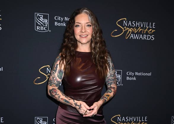 9th Annual Nashville Songwriter Awards Ashley McBryde arriving to the 9th Annual Nashville Songwriter Awards held at The Ryman Auditorium on September 22, 2026 in Nashville, TN. Nashville The Ryman Auditorium Tennessee USA Copyright: xTammiexArroyo AFF-USA.comx