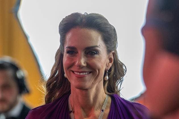 September 22, 2026, London, United Kingdom: Catherine Princess of Wales speaks to the cast at the Global Film Premiere of Digger, in Leicester Square, London.Cast, guests and members of the Royal Family attend the Global Film Premiere of Digger, in Leicester Square, London London United Kingdom - ZUMAs197 20260922_aaa_s197_347 Copyright: xPhilxLewisx