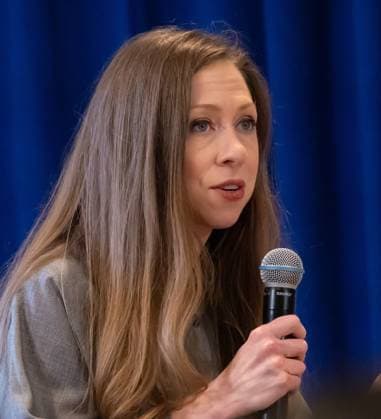 Chrissy Teigen Speaks at 2026 Clinton Global Initiative Conference Chrissy Teigen Speaks at 2026 Clinton Global Initiative Conference on Postpartum Depression, Chelsea Clinton Moderated, Hilton Hotel, NY. 22 Sep 2026 Pictured: Chelsea Clinton.  Copyright: xThexMegaxAgencyxMayer xMEGAx