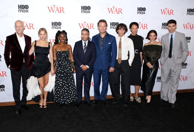 HBO s War New York Premiere Pip Torrens, Sienna Miller, Akiya Henry, Nick Mohammed, Dominic West, Shaheen Jafargholi, Nina Sosanya, Phoebe Fox and Archie Renaux attending HBO s War New York Premiere held at the Perelman Performing Arts Center on September 22, 2026 in New York City, NY New York City Perelman Performing Arts Center NY USA Copyright: xStevenxBergman AFF-USA.COMx
