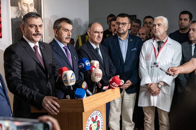 September 22, 2026, Manisa, Turkey: Turkey™s Interior Minister Mustafa Ciftci (L) and Education Minister Yusuf Tekin (second from L) speak to the media at a hospital following a shooting. Police maintained security measures around a high school in Turgutlu, in Turkey™s western Manisa province, following a shooting that left 11 people injured. The Turkish Interior Minister and Education Minister addressed the media following the incident. Manisa Turkey - ZUMAs197 20260922_aaa_s197_454 Copyright: xMuratxKocabasx