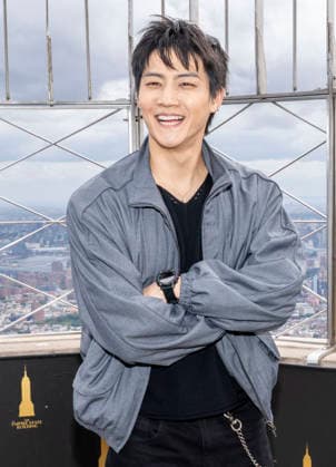 September 22, 2026, New York, New York, USA: South Korean singer and songwriter, JAY B visits the Empire State Building in New York to celebrate the 2026 Tape, Roots Tour ahead of his performance at Palladium Times Square. 22 September 2026 New York USA - ZUMAa265 20260922_zep_a265_028 Copyright: xEricxAcquayex