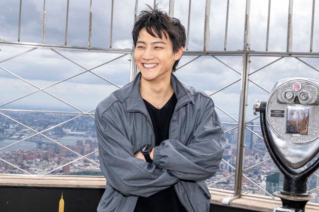September 22, 2026, New York, New York, USA: South Korean singer and songwriter, JAY B visits the Empire State Building in New York to celebrate the 2026 Tape, Roots Tour ahead of his performance at Palladium Times Square. 22 September 2026 New York USA - ZUMAa265 20260922_zep_a265_030 Copyright: xEricxAcquayex