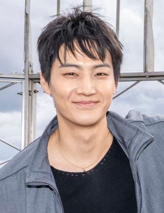 September 22, 2026, New York, New York, USA: South Korean singer and songwriter, JAY B visits the Empire State Building in New York to celebrate the 2026 Tape, Roots Tour ahead of his performance at Palladium Times Square. 22 September 2026 New York USA - ZUMAa265 20260922_zep_a265_026 Copyright: xEricxAcquayex