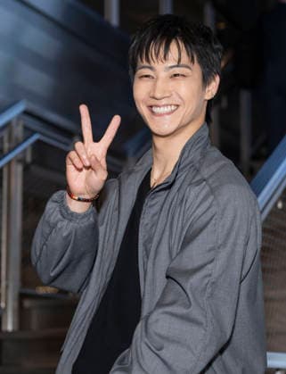 September 22, 2026, New York, New York, USA: South Korean singer and songwriter, JAY B visits the Empire State Building in New York to celebrate the 2026 Tape, Roots Tour ahead of his performance at Palladium Times Square. 22 September 2026 New York USA - ZUMAa265 20260922_zep_a265_011 Copyright: xEricxAcquayex