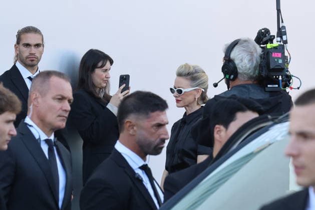 September 22, 2026, Milan, Rome, Italy: September 22, 2026, Milan. Fashion Week - Prada. Fashion Week. Pictured: Naomi Watts. Milan Italy  - ZUMAa289 20260922_zia_a289_143 Copyright: xPierrexTeyssotx xAgfx