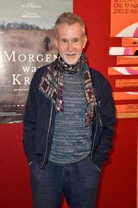 Ulrich Matthes at the premiere of the movie *Morgen war Krieg* at the Delphi Lux in Berlin, September 22, 2026 Foto:xM.xBehrensx xFuturexImagex krieg_6906
