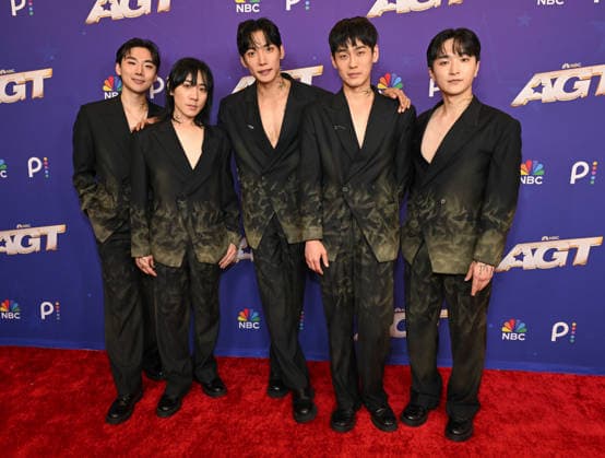 America™s Got Talent Season 21 - Finalist Red Carpet Hundred Fingers on the red carpet at America™s Got Talent Season 21 - Finalist held at the Hotel Dean on September 22, 2026 in Pasadena CA. Pasadena Hotel Dena California USA Copyright: xLISAxOConnorx xAFF-USA.comx