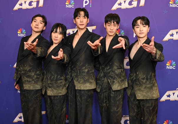 America™s Got Talent Season 21 - Finalist Red Carpet Hundred Fingers on the red carpet at America™s Got Talent Season 21 - Finalist held at the Hotel Dean on September 22, 2026 in Pasadena CA. Pasadena Hotel Dena California USA Copyright: xLISAxOConnorx xAFF-USA.comx
