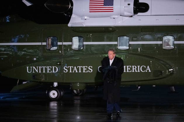 September 23, 2026, Washington, District Of Columbia, United States: President DONALD TRUMP walks off Marine One after making his first landing on the newly constructed White House helipad following his return from the United Nations General Assembly in New York City. Washington United States - ZUMAk206 20260923_znp_k206_001 Copyright: xMattxKaminskyx