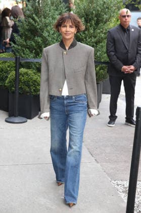 September 22, 2026, New York, New York, USA: Halle Berry arrives at the Chanel Through Her Lens Luncheon which took place at the Greenwich Hotel in New York City New York USA - ZUMAh16_ 20260922_zaf_h16_046 Copyright: xDanxHerrickx