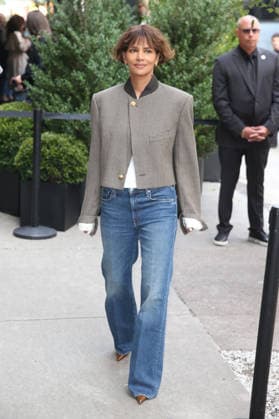 September 22, 2026, New York, New York, USA: Halle Berry arrives at the Chanel Through Her Lens Luncheon which took place at the Greenwich Hotel in New York City New York USA - ZUMAh16_ 20260922_zaf_h16_047 Copyright: xDanxHerrickx