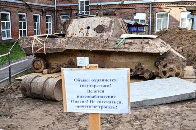 Russia WWII German Tank Discovery 9249302 23.09.2026 A German Panzerkampfwagen V Panther tank from World War II, which was found underground during construction work, is on display at Kazan National Research Technological University in Kazan, Republic of Tatarstan, Russia. The tank was previously used as a laboratory for testing explosives. Maksim Bogodvid Sputnik Kazan Republic of Tatarstan Russia Copyright: xMaksimxBogodvidx
