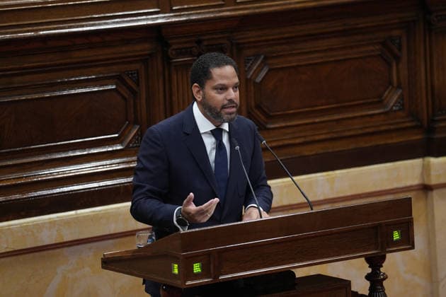 Illa Appears Before the Catalan Parliament Regarding the PISA 2025 Tests Vox Secretary-General Ignacio Garriga speaks during a plenary session at the Catalan Parliament on September 23, 2026, in Barcelona, Catalonia, Spain. Illa is appearing today in Parliament at his own request following the crisis that erupted in the Department of Education due to an error in the sample that excluded Catalonia from the PISA report results. SEPTEMBER 23, 2026 Barcelona, Catalonia Barcelona, Catalonia, Spain  Copyright: xDavidxZorrakinox 7793171