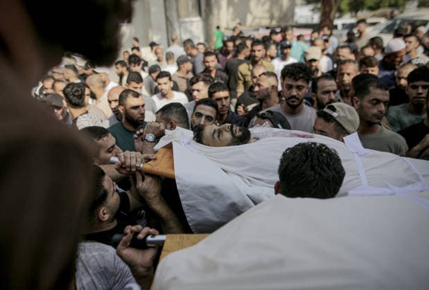Two Palestinians killed in Israeli attack in Gaza GAZA CITY, GAZA, PALESTINE - SEPTEMBER 23: (EDITOR S NOTE: Image depicts death) Bodies of two Palestinians, killed in an Israeli attack in the Al-Nafaq area, are taken to the morgue at Al-Shifa Hospitalfor funeral preparations in Gaza City, Gaza, Palestine on September 23, 2026. Saeed M. M. T. Jaras Anadolu Gaza City Gaza. Editorial use only. Please get in touch for any other usage.  Copyright: x2026xAnadoluxSaeedxM.xM.xT.xJarasx