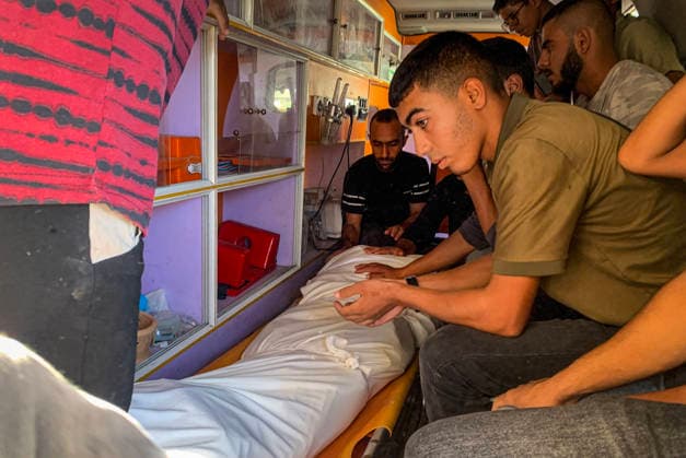 Mourners Bid Farewell to Two Palestinians at al-Shifa Hospital Mourners bid farewell to the bodies of two Palestinians at al-Shifa Hospital in Gaza City on September 23, 2026, after they were killed in an Israeli attack in the al-Nafq area. Photo by Mohammed Salha apaimages Gaza Gaza Strip Palestinian Territory 230926_Gaza_MS_00(4) Copyright: xapaimagesxMohammedxSalhax xapaimagesx