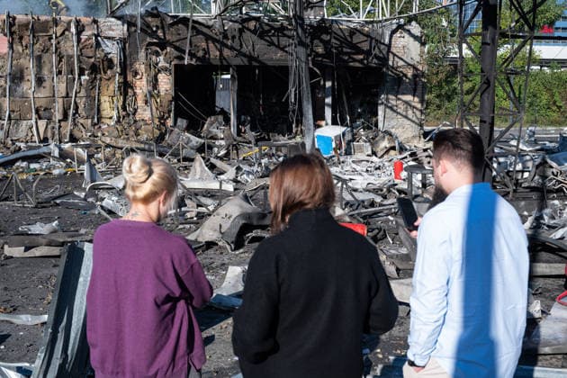 Gas station and business center destroyed in Russian attack on Kyiv KYIV, UKRAINE - SEPTEMBER 23: Emergency rescue workers and municipal response teams inspect and clear the debris of a heavily damaged gas station and business center following Russian air and missile strikes across Kyiv, Ukraine on September 23, 2026. Authorities reported multiple blast sites and extensive structural damage across several districts in the capital, with emergency services deployed to contain fires, secure compromised buildings, and clear wreckage. Danylo Antoniuk Anadolu Kyiv Ukraine. Editorial use only. Please get in touch for any other usage.  Copyright: x2026xAnadoluxDanyloxAntoniukx