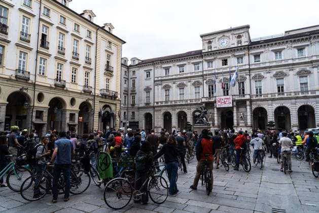 September 23, 2026, Turin, To, Italy: A human bike path to raise awareness about cycling deaths and accidents. Yesterday, Tuesday, September 22, a seven-year-old boy died while cycling to school. Turin, September 23, 2026. Turin Italy  - ZUMAa289 20260923_zia_a289_028 Copyright: xSelenexDanielex xAgfx