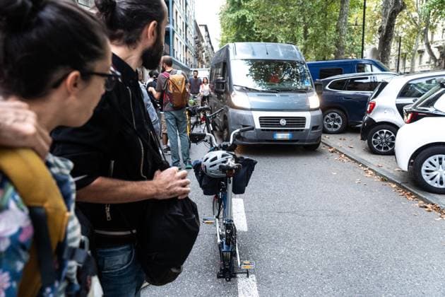 September 23, 2026, Turin, To, Italy: A human bike path to raise awareness about cycling deaths and accidents. Yesterday, Tuesday, September 22, a seven-year-old boy died while cycling to school. Turin, September 23, 2026. Turin Italy  - ZUMAa289 20260923_zia_a289_036 Copyright: xSelenexDanielex xAgfx
