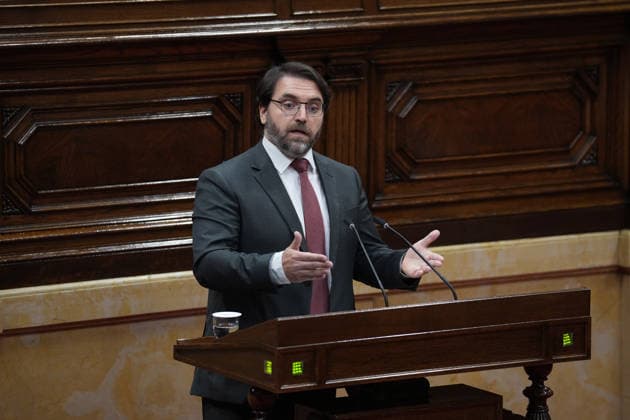 Illa Appears Before the Catalan Parliament Regarding the 2025 PISA Tests Ferran Pedret, president of the PSC in the Catalan Parliament, speaks during a plenary session at the Catalan Parliament on September 23, 2026, in Barcelona, Catalonia, Spain. Illa is appearing today in Parliament at his own request following the crisis that erupted in the Department of Education due to an error in the sample that excluded Catalonia from the PISA report’s results. SEPTEMBER 23, 2026 Barcelona, Catalonia Barcelona, Catalonia, Spain Copyright: xDavidxZorrakinox 7793303