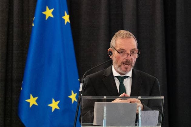 Moreno is participating this Wednesday in Ireland in the meeting of the European Committee of the Regions. Irish Minister of State Jerry Buttimer is speaking at the meeting of the Bureau of the Committee of the Regions (CoR) being held in the city of Mullingar, in Ireland. September 23, 2026, in Mullingar, Ireland. The meeting of the Bureau of the European Committee of the Regions in Mullingar was held under the theme Prosperous and Sustainable Communities: Building a Europe That Works for All Territories, where Juanma Moreno participated in two debates. The first focused on the competitiveness, innovation, and economic resilience of Europe’s territories, and the second will revolve around access to housing, especially among young people  Copyright: xFranciscoxJ.xOlmox 7793307