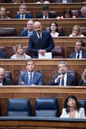Marlaska and Robles Focus the Question Period in Congress PP Representative Jaime de los Santos during a question period with the government in the Congress of Deputies on September 23, 2026, in Madrid, Spain. The government faces a new question period that once again centers on the handling of the migration crisis in Ceuta, with seven questions and two urgent interpellations. The Minister of the Interior and the Minister of Defense will bear the brunt of the congressional scrutiny, although the opposition will also question other ministers. Following the question period, Congress will debate and vote on the ratification of emergency economic measures. SEPTEMBER 23, 2026 Jesús Hellí Spain  Copyright: xJesusxHellinx 7793346