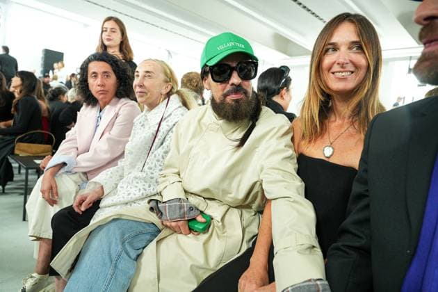 IPA88862682 - Milan, Milan Women™s Fashion Week Spring Summer 2027 - Women™s Fashion, Spring Summer 2027 - Jil Sander fashion show - pictured in the front row: guests, Carla Sozzani, Alessandro Michele,  Copyright: xRiccardoxGIordanox xRiccardoxGiordano IPAx IPA88862682