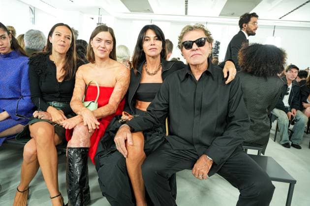 IPA88862713 - Milan, Milan Women™s Fashion Week Spring Summer 2027 - Women™s Fashion, Spring Summer 2027 - Jil Sander fashion show - pictured in the front row: guests Veronica Yoko Plebani, Arianna Alessi, and Renzo Rosso  Copyright: xRiccardoxGIordanox xRiccardoxGiordano IPAx IPA88862713