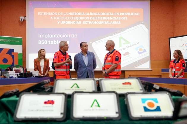 Presentation in Málaga of the new tablets for the 061 Andalusian Health Emergency Services The First Vice President of the Regional Government and Minister of the Presidency, Health, and Emergencies, Antonio Sanz c, during the presentation ceremony for the new tablets for the 061 Andalusian Health Emergency Services. September 23, 2026, in Málaga, Andalusia, Spain. September 23, 2026, in Málaga, Andalusia, Spain. Málaga, Andalusia, Spain. Spain Copyright: xÃlexxZeax 7793405