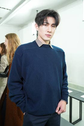 IPA88862606 - Milan, Milan Women™s Fashion Week Spring Summer 2027 - Women™s Fashion, Spring Summer 2027 - Jil Sander fashion show - pictured in the front row: Ayden Sng  Copyright: xRiccardoxGIordanox xRiccardoxGiordano IPAx IPA88862606